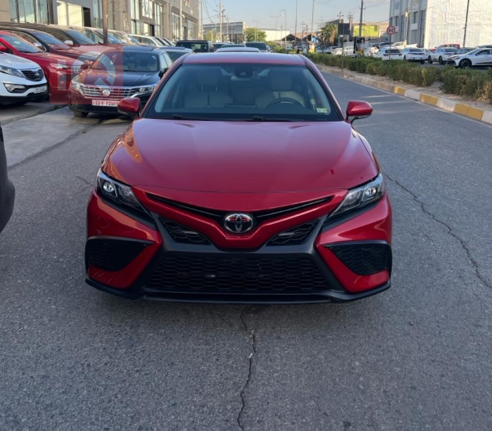 تۆیۆتا کامری